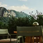 Norte - House By The Cliff * Belapatfalva